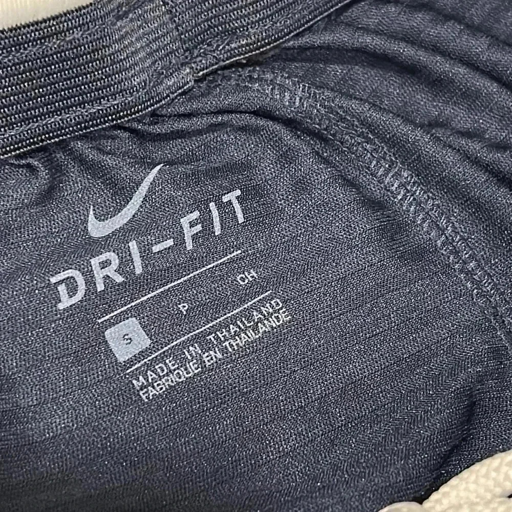 Nike Dri fit shorts - Picture 3 of 6